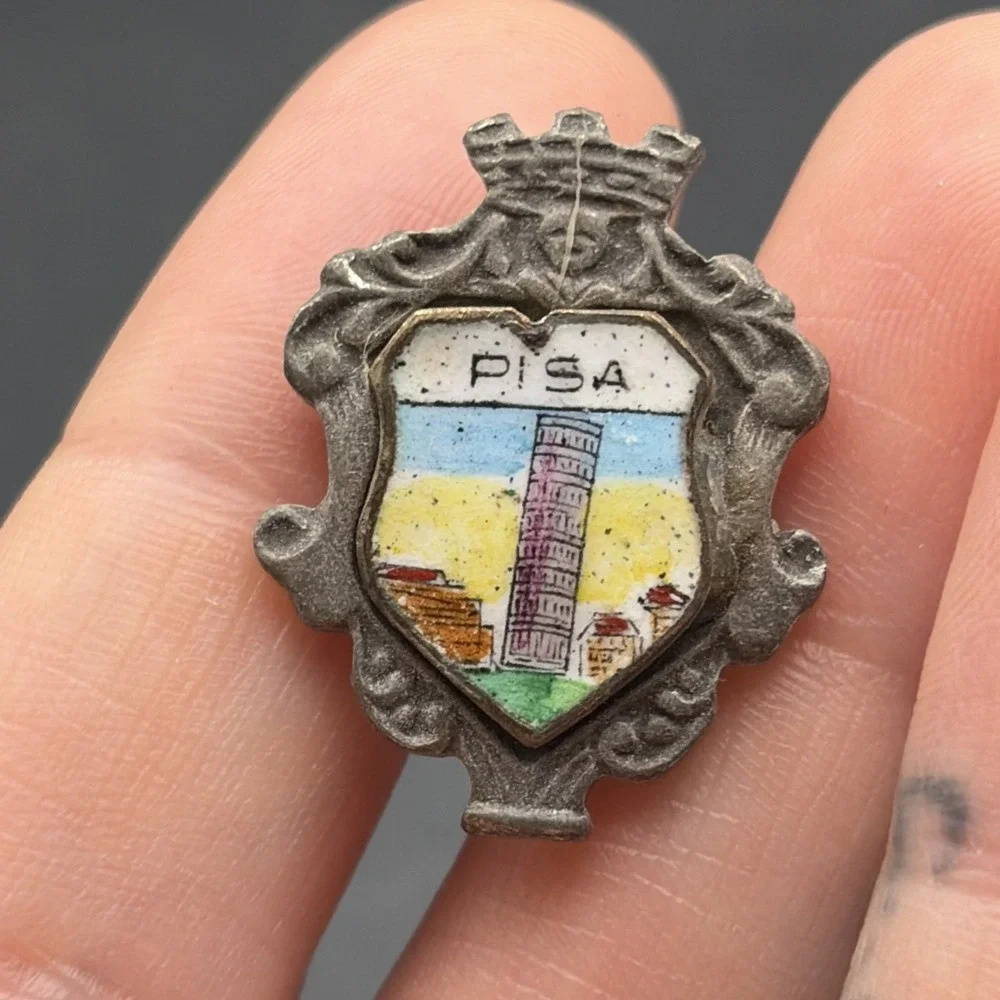 Vintage Pisa Italy Shield Crest European‎ Country Europe Lapel Hat Pin